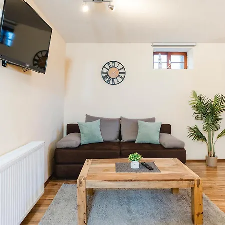 Im Hexenwinkel ホテル Wiernsheim